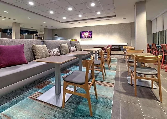Clarion International Airport 3* Tulsa