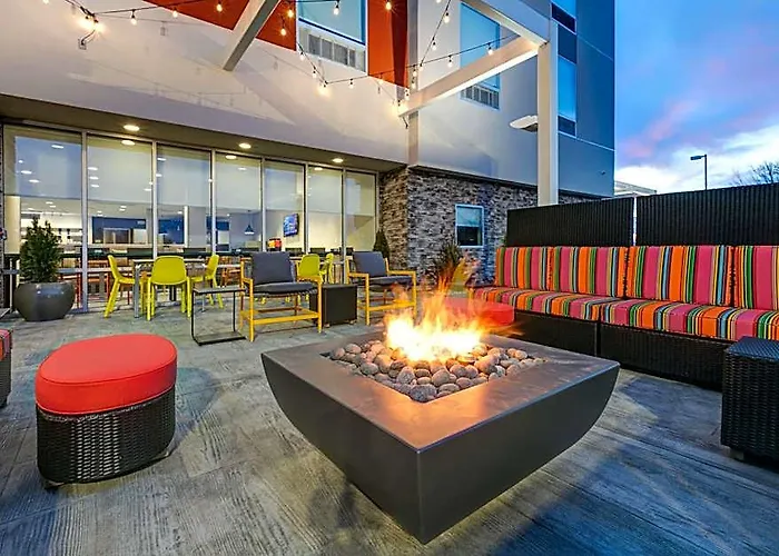 Clarion International Airport Hotel