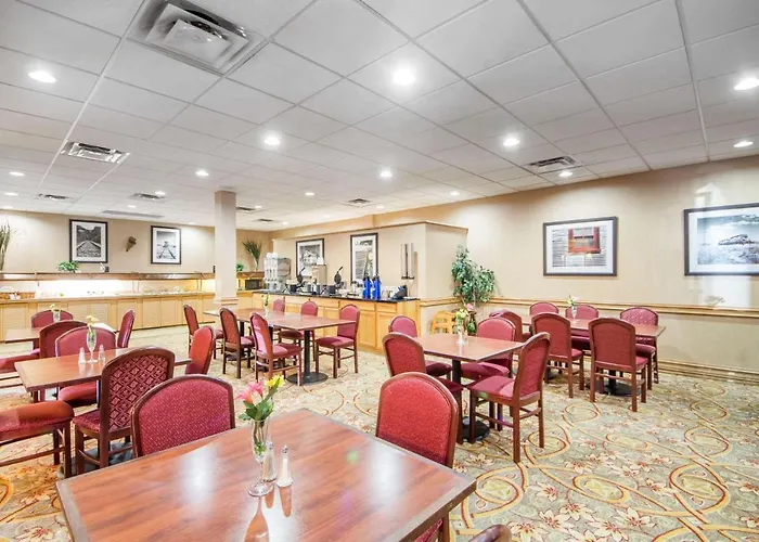 Clarion International Airport Hotel