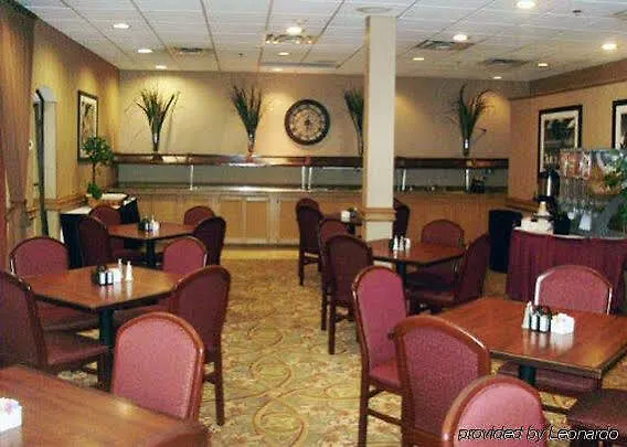 Clarion International Airport 3*